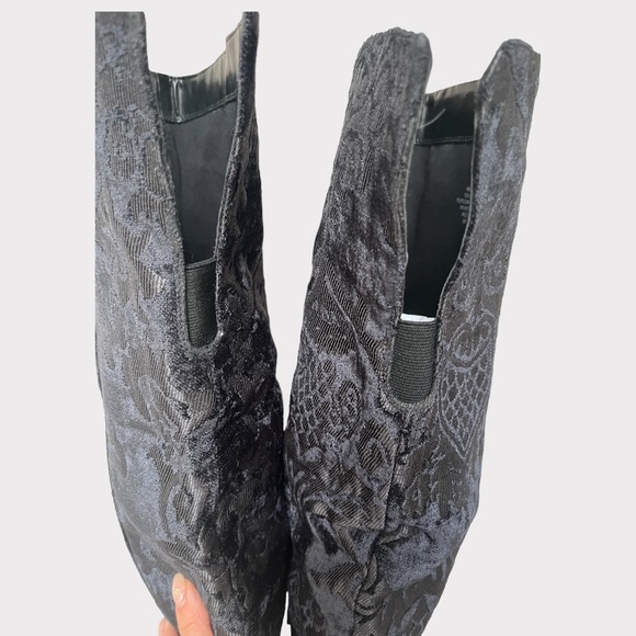 NINE WEST Silvesta Black Over-the-Knee Boot in Black Brocade Jacquard, Size 8 - Picture 5 of 15